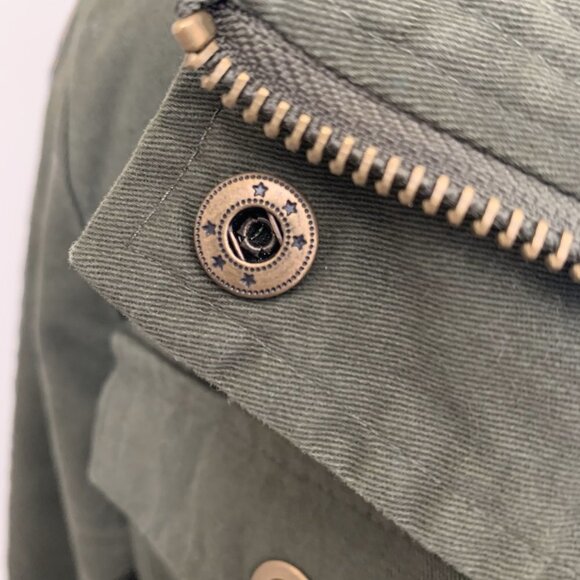 Altar'd State Green Cargo Jacket, full zip, mock neck, sinch waist w/tie & snaps - Picture 12 of 14